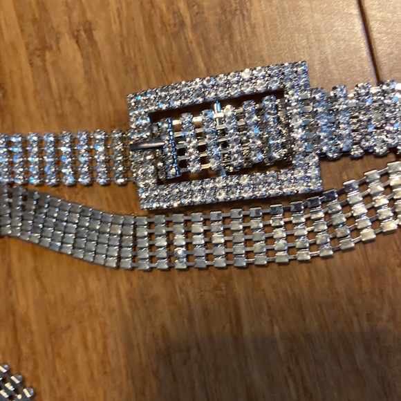 Rhinestone belt, adjustable sizing - Picture 2 of 4